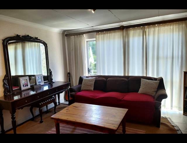 2 BEDROOM APARTMENT FOR SALE IN BEDFORD GARDENS